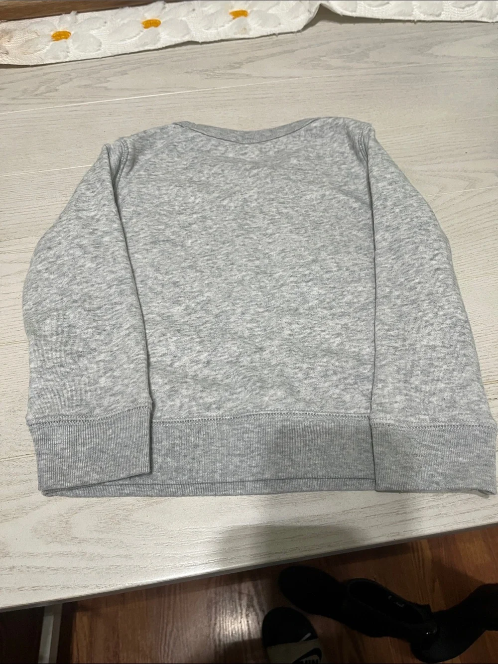 GAP Light Heather Gray Crew with Dark Green Logo